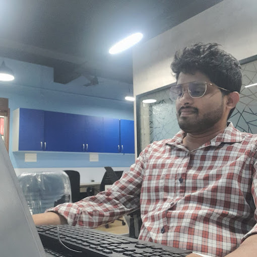 Nikhil Bhat S- Digital marketing Freelancer